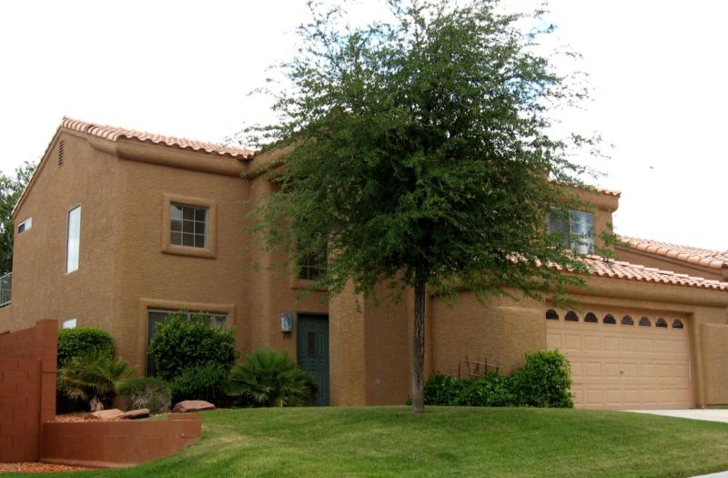 Foreclosure Mesquite NV Copper Bluffs Gated Community