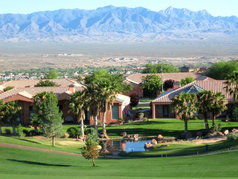 Mesquite NV Mountain and golf course view